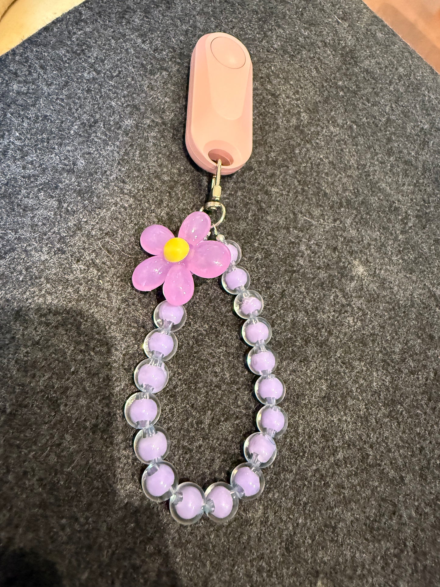 Acrylic flower kindle wristlet (multiple colour choices)
