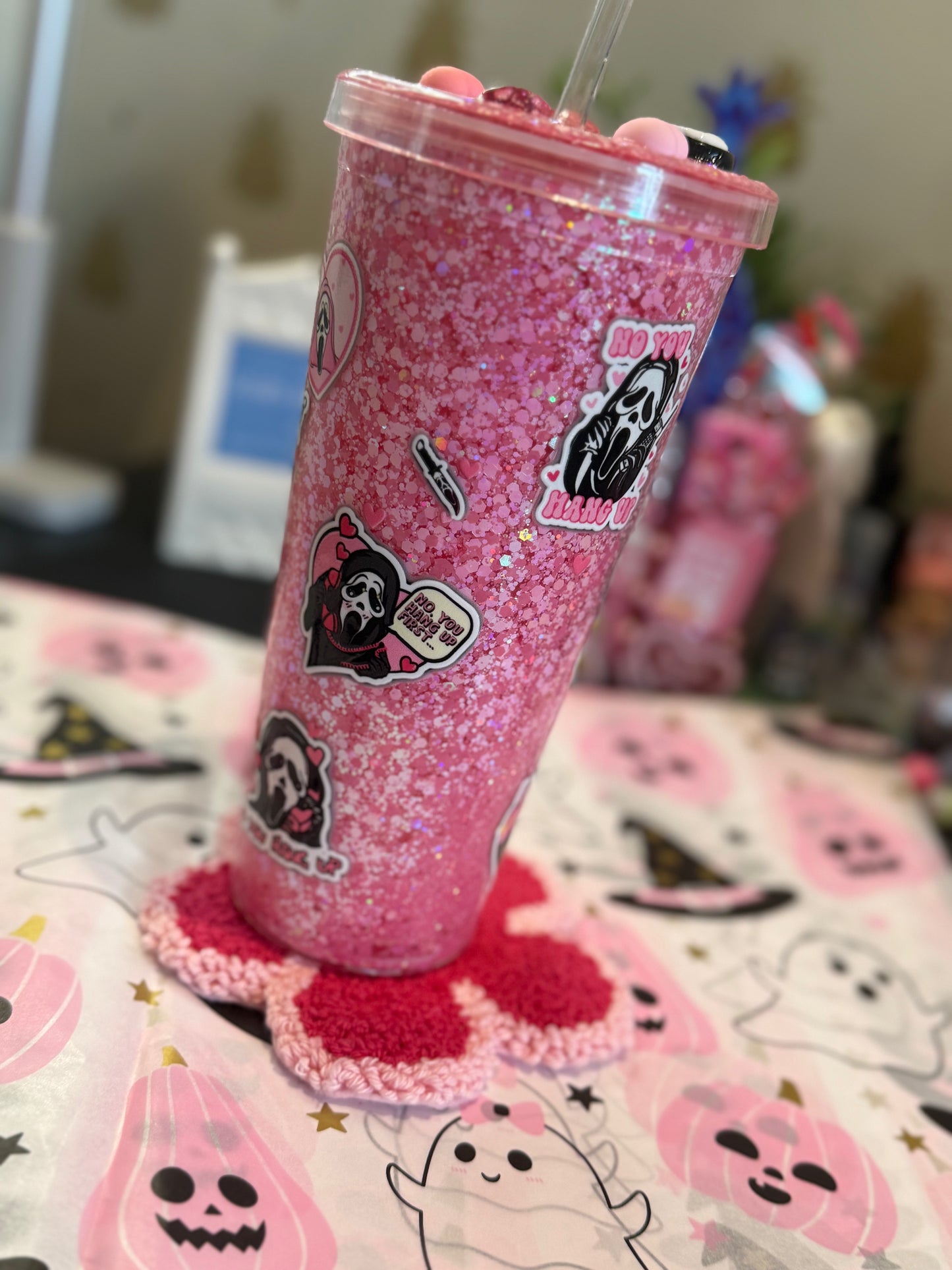 Ghostface no-globe tumbler