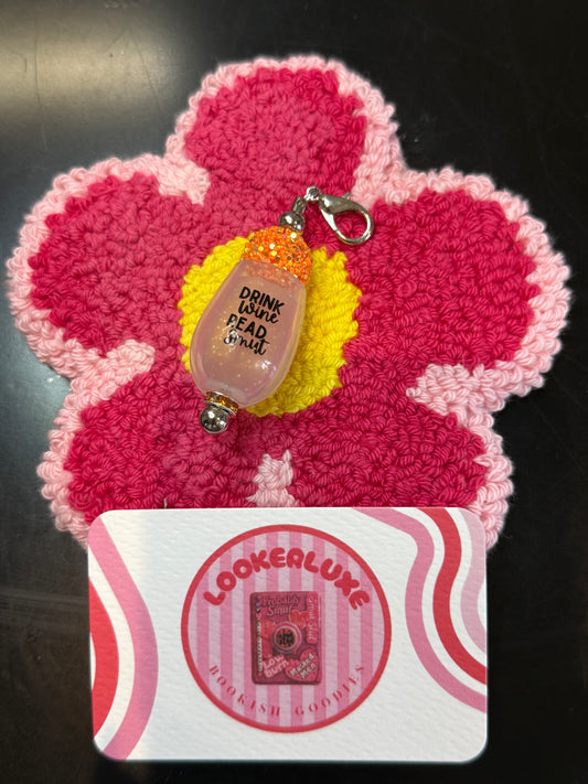 Kindle charm 005